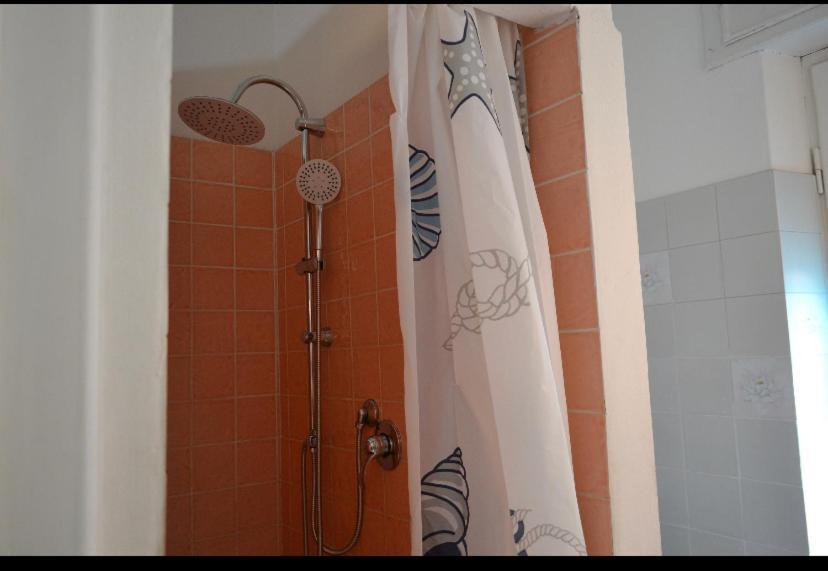 Flat In Olbia Centro Apartman Kültér fotó