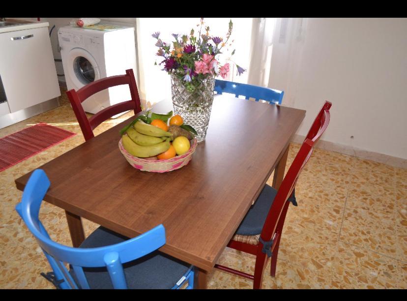 Flat In Olbia Centro Apartman Kültér fotó